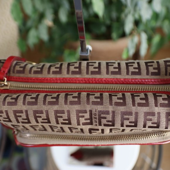 Fendi Zucco With Red Leather Trim - Picture 4 of 14